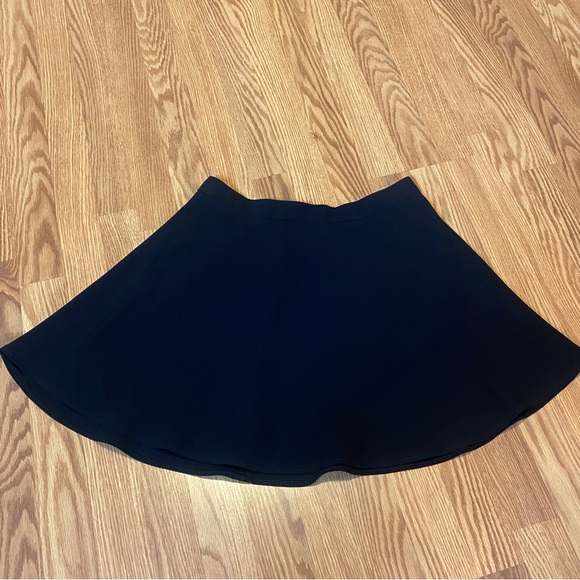 Express Black circle skirt. Like new condition - Picture 3 of 6